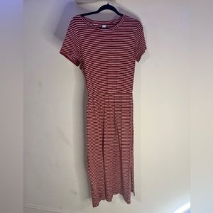 Old Navy red and white stripped cotton dress. Size M. Barely worn